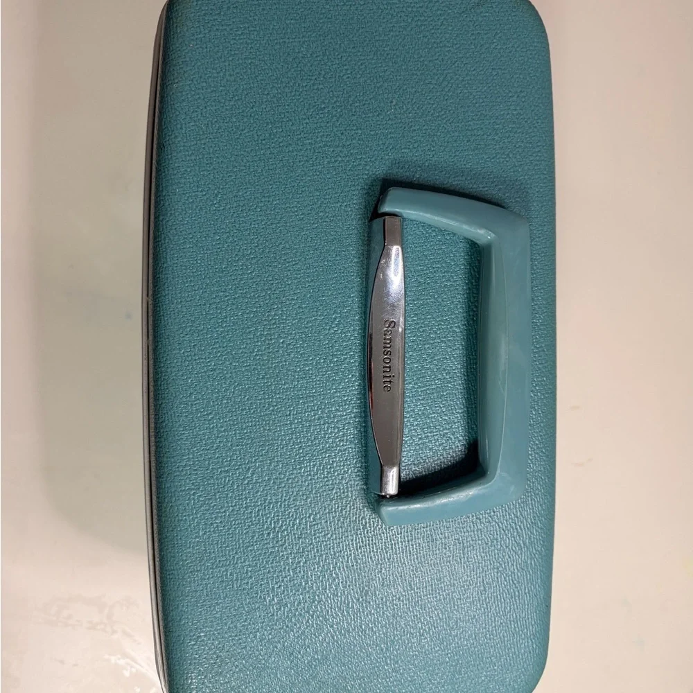 Vintage Silhouette Samsonite Teal Makeup Organizer